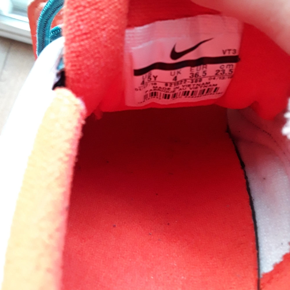 Air Max 97 'Miami Dolphins'

- youth size 4.5 - Picture 2 of 10